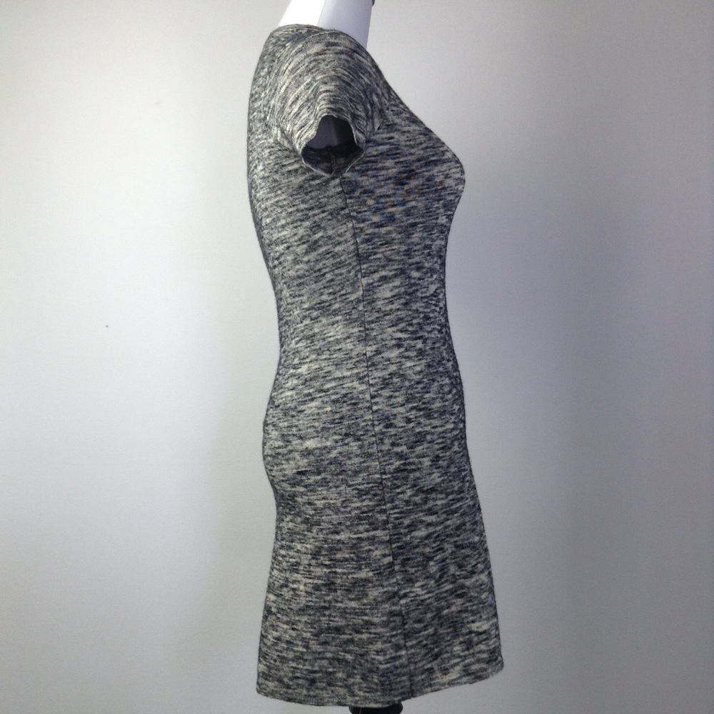 Theory Abreena Wool Blend Dress - Picture 4 of 8